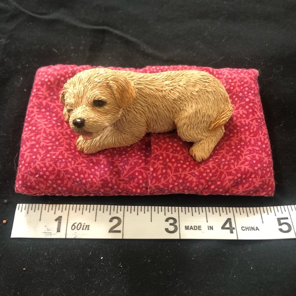 Sandicast Winking Golden Retriever - Picture 3 of 4